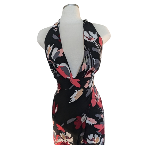 Olivaceous halter dress black & red floral size small - Picture 3 of 11
